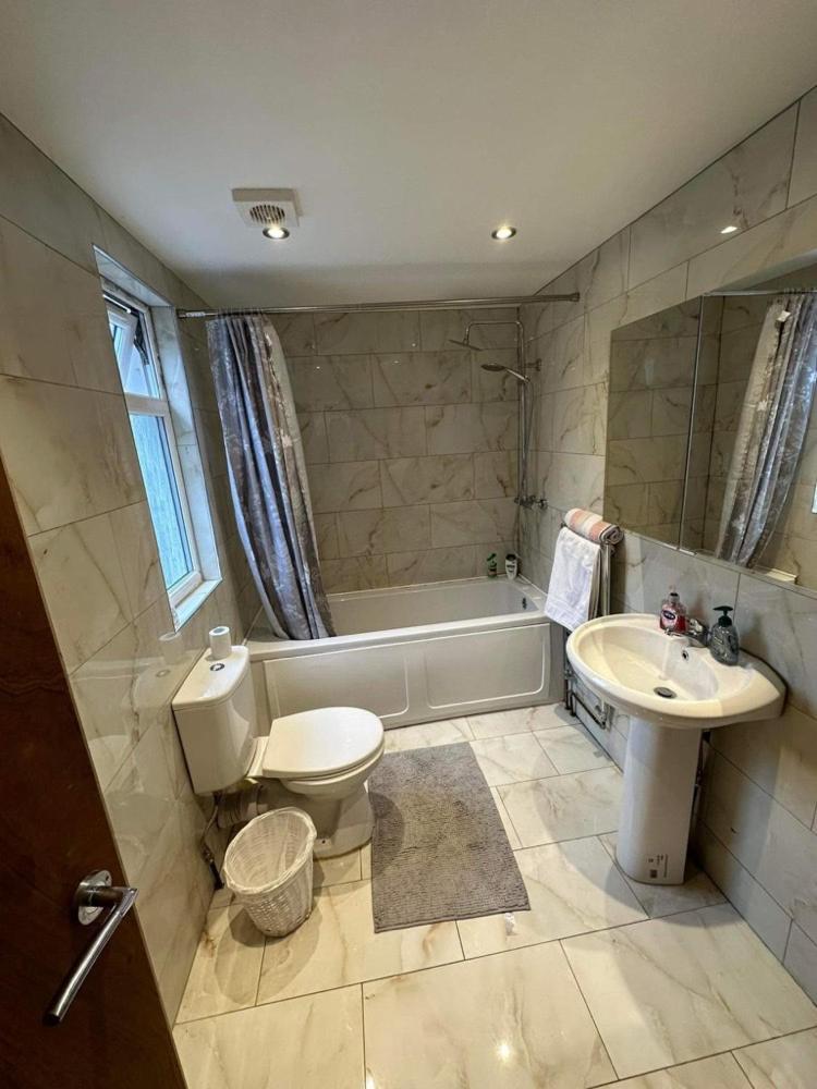 Apartamento Luton Town House Near Airport Exterior foto